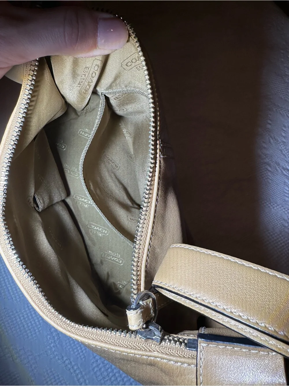 COACH Vintage Legacy British Tan Leather Convertible Shoulder Bag-9566